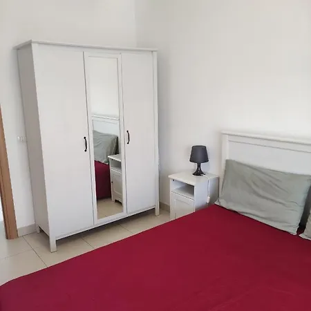 Ξενοδοχείο In *